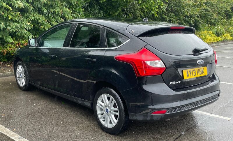 FORD FOCUS
