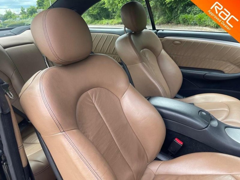 View MERCEDES-BENZ CLK 2.1 CLK220 CDI Avantgarde 2dr