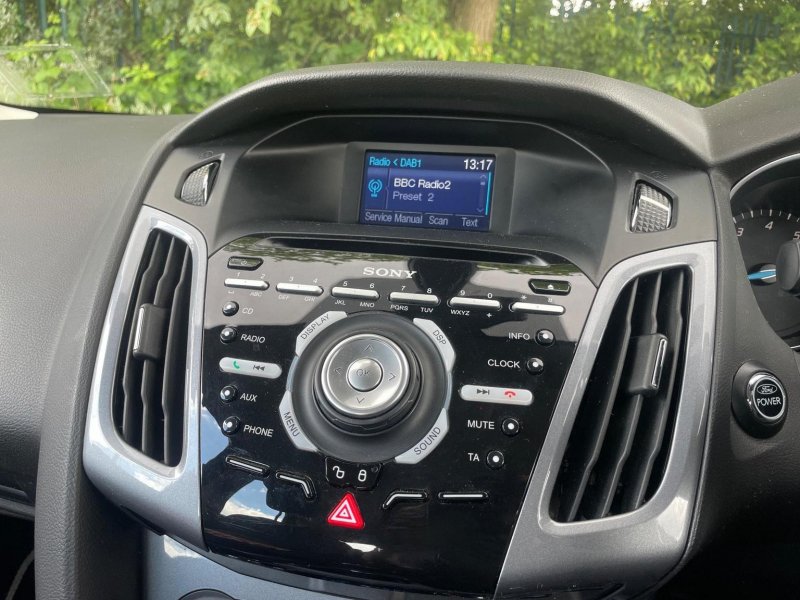 FORD FOCUS