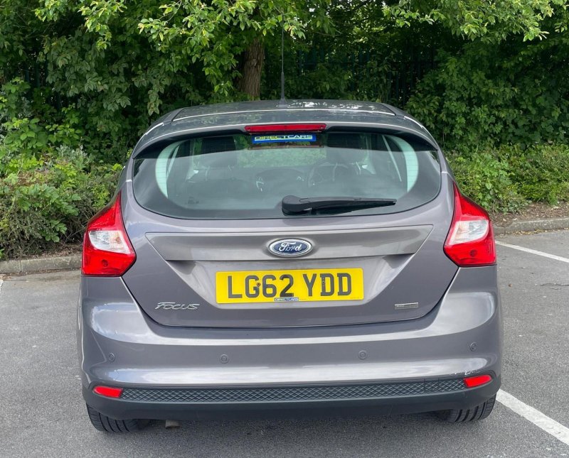 FORD FOCUS