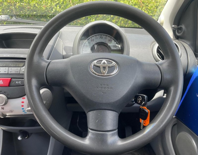 TOYOTA AYGO