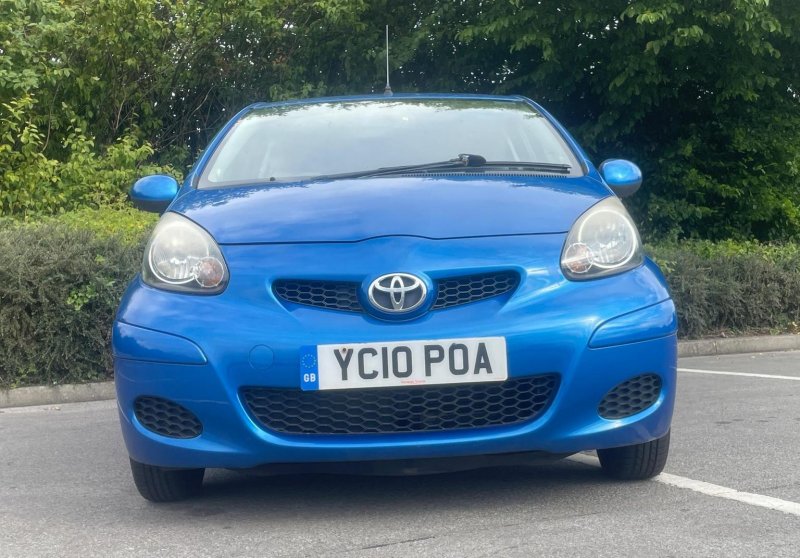 TOYOTA AYGO