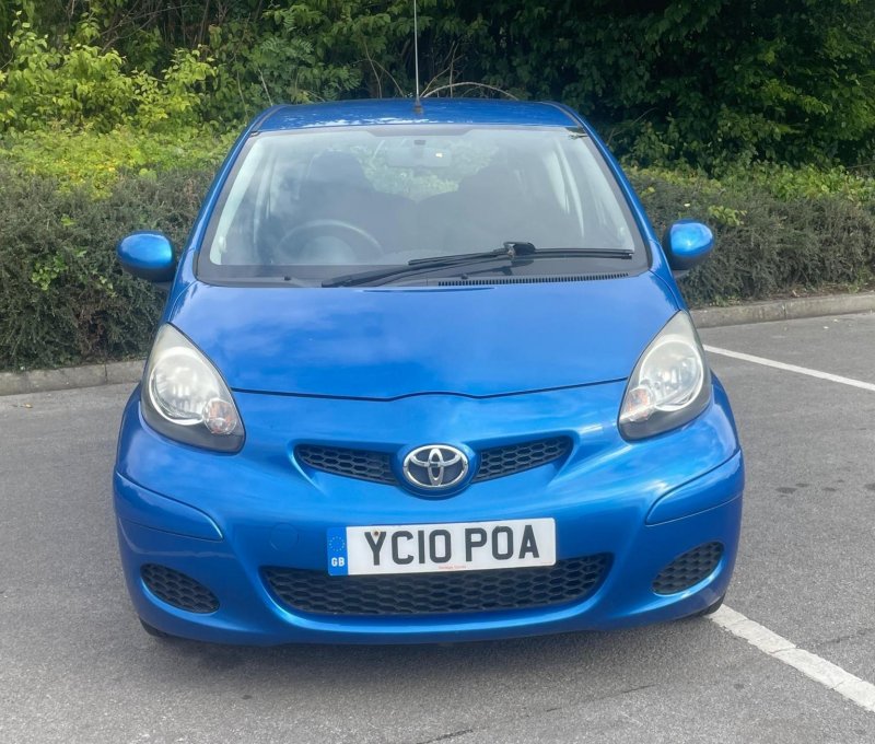 TOYOTA AYGO