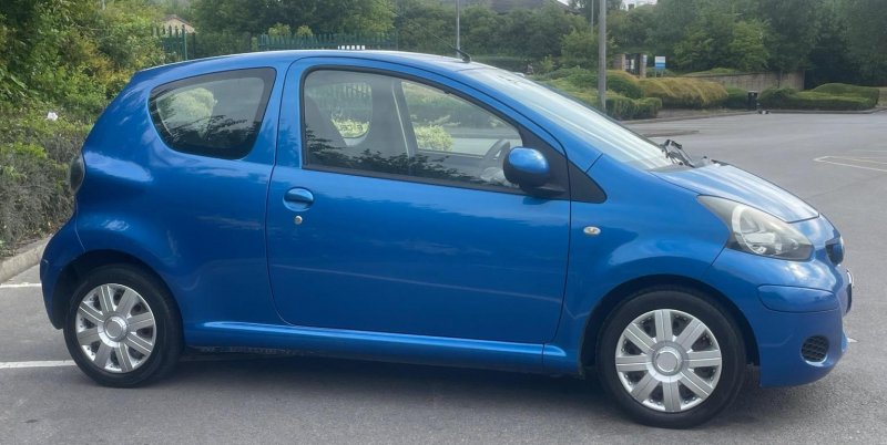 TOYOTA AYGO