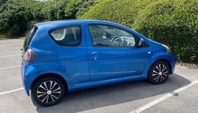 TOYOTA AYGO