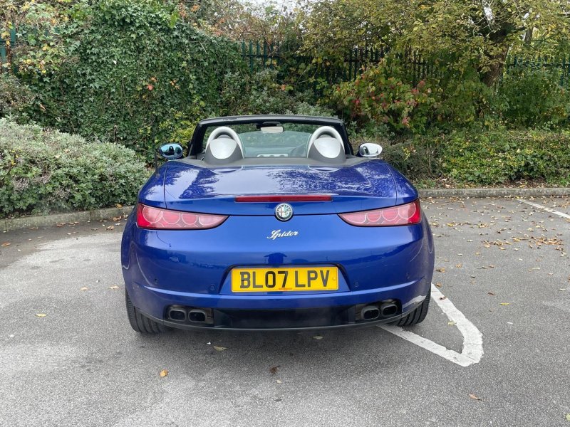 ALFA ROMEO SPIDER