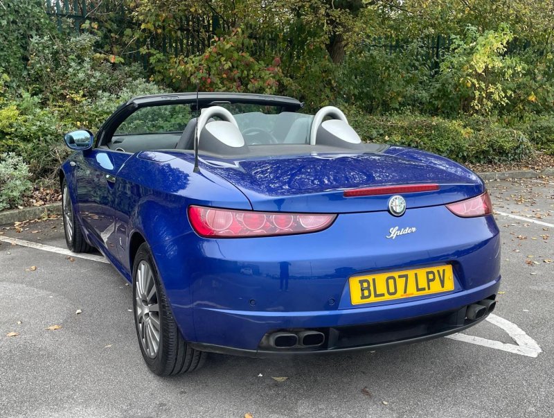 ALFA ROMEO SPIDER