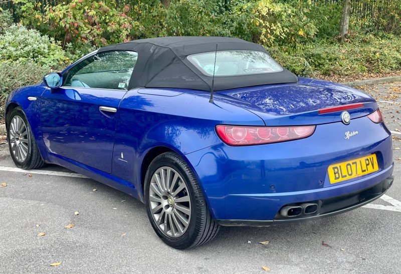 ALFA ROMEO SPIDER