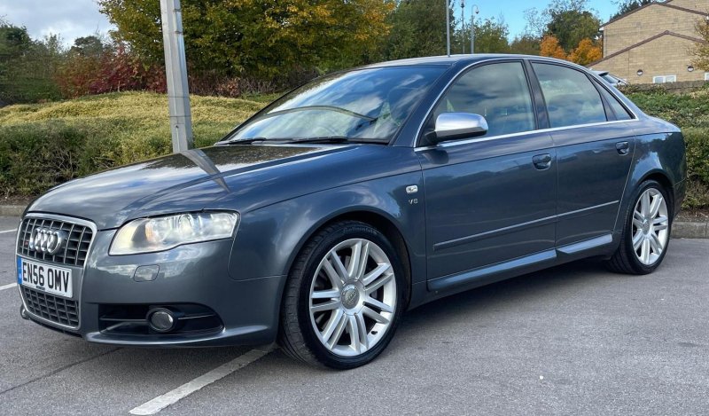 AUDI S4