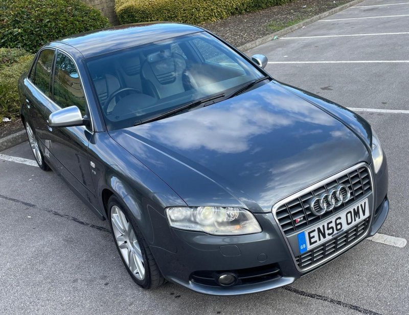 AUDI S4