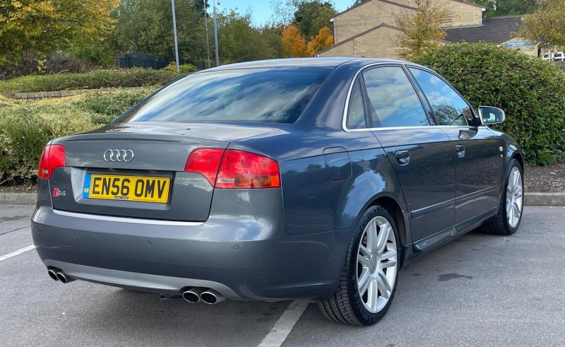 AUDI S4