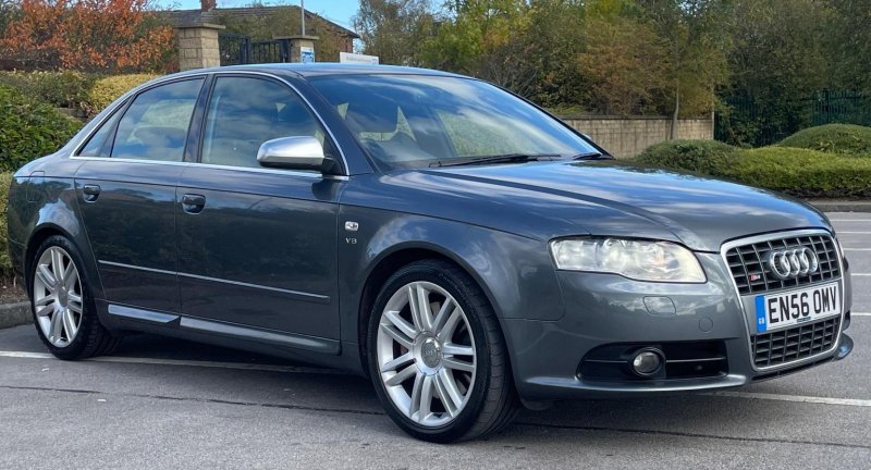 AUDI S4