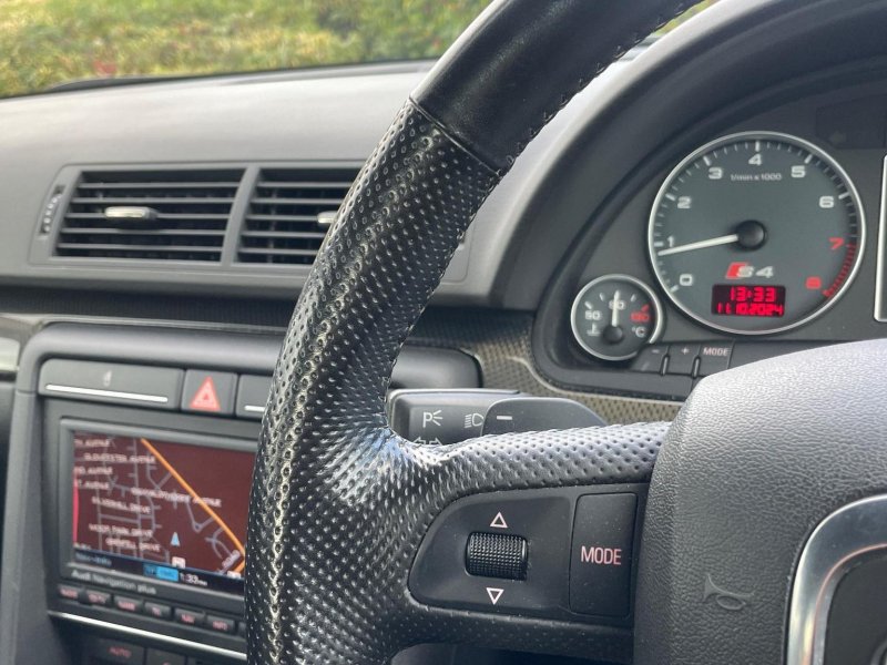 AUDI S4