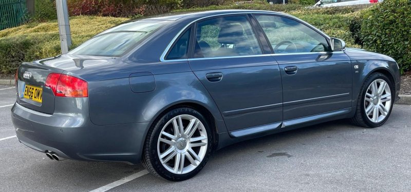 AUDI S4
