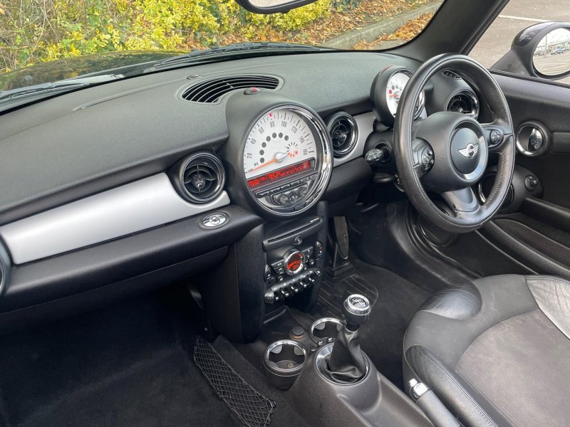 MINI CONVERTIBLE