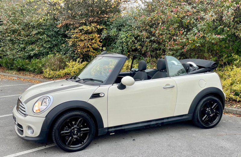 MINI CONVERTIBLE