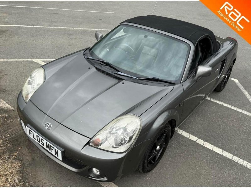 TOYOTA MR2