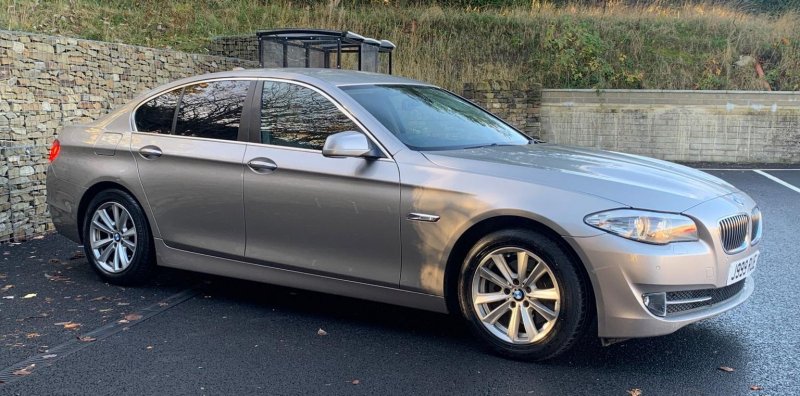 View BMW 5 SERIES 3.0 523i SE Steptronic Euro 5 4dr