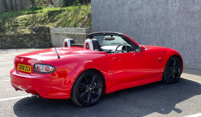 MAZDA MX-5