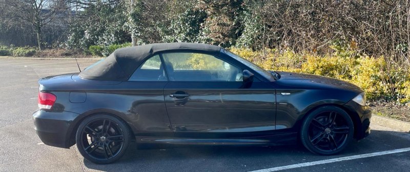 BMW 1 SERIES