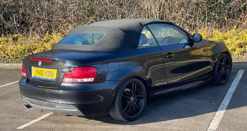 BMW 1 SERIES