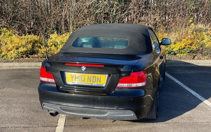 BMW 1 SERIES