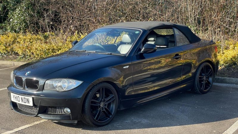 BMW 1 SERIES