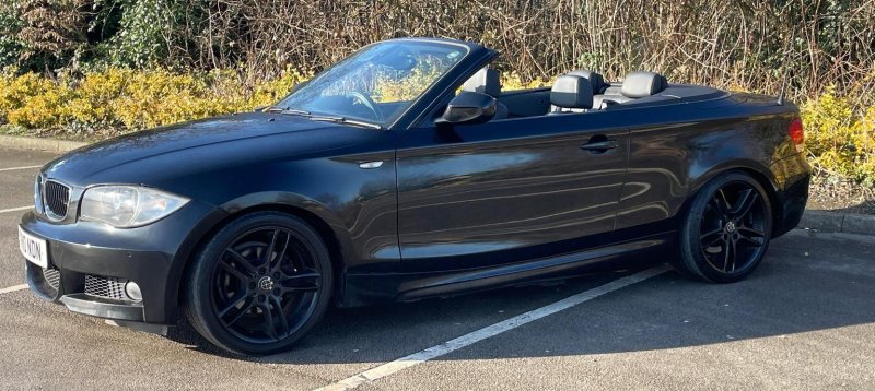 BMW 1 SERIES